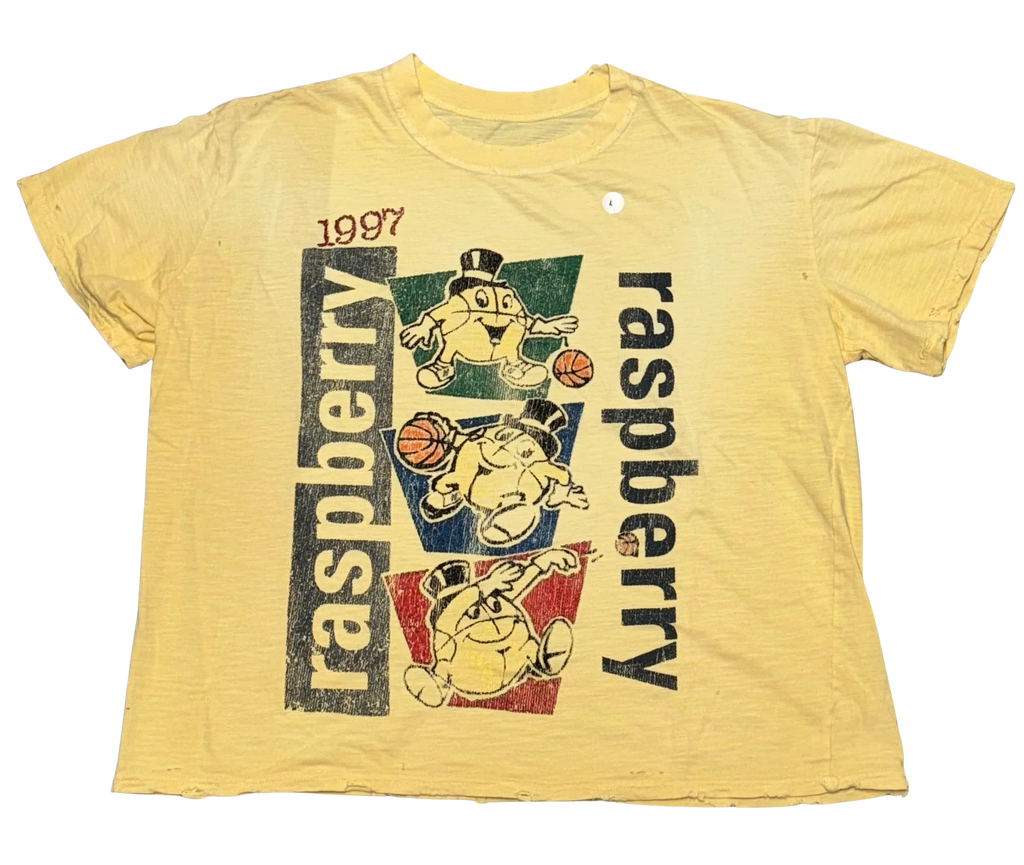 Gold+Vintage Gallery Raspberry Hills ‘Macker’ Tee
