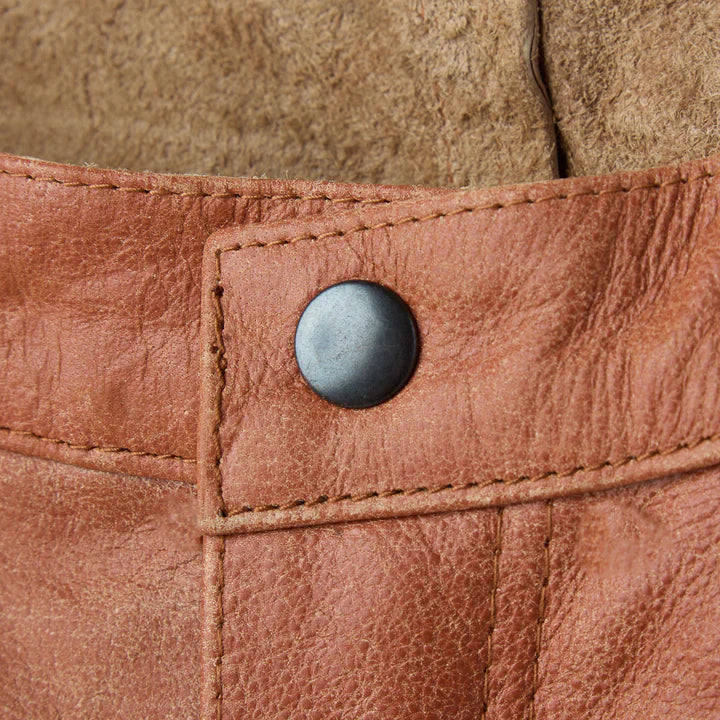 RASPBERRY HILLS MOJAVE LEATHER SHORTS